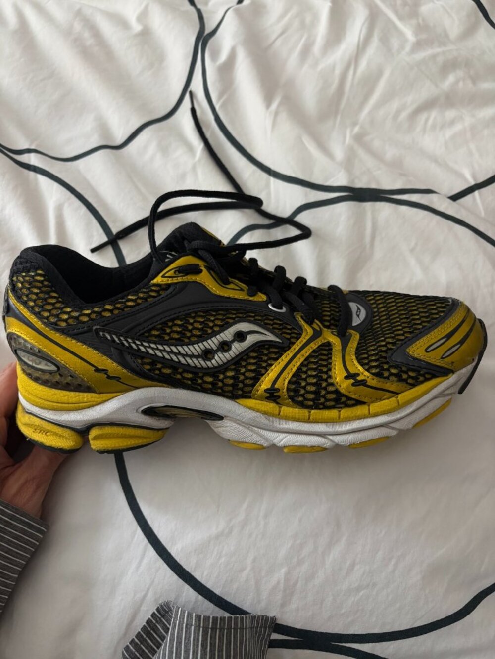 Saucony Running Shoes Yellow Black